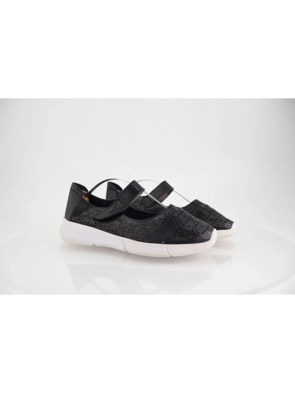 Spring Step Nougat Mary Jane Flat Shoes Size 41 10 Black Perforated Leather